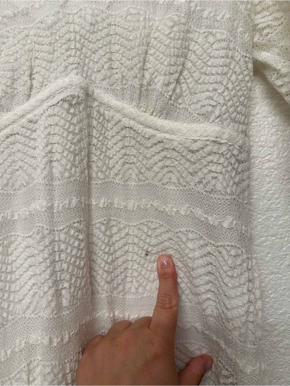 Rabbit Rabbit Rabbit Cream Lace Midi Dress with V-Neck - Picture 2 of 8